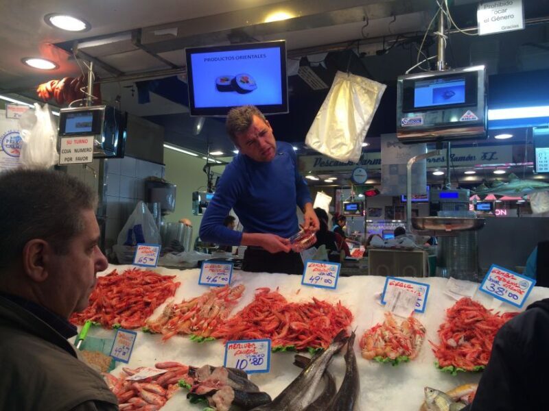 Palma: Walking Tour with Mediterranean Delicacies - Practical Tips for Your Tour