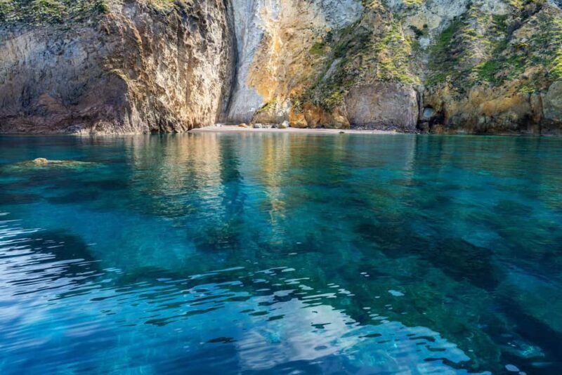 Palmarola: Linea isola di Palmarola - Key Points