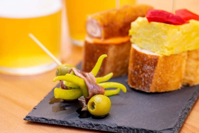 Pamplona: Pintxos Tasting Tour with Local Guide - Practical Tips for Travelers