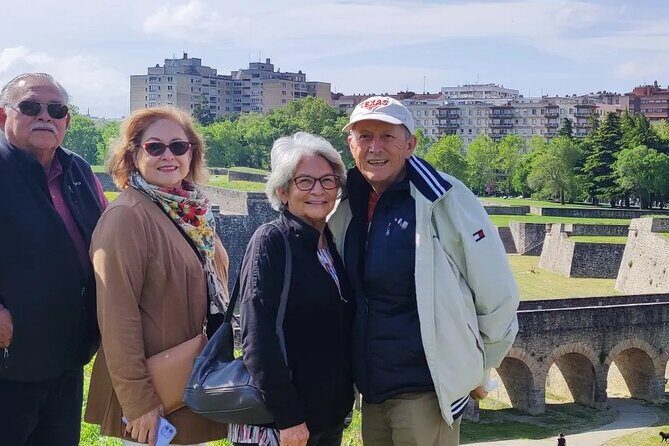 Pamplona Private Tour with Castle of Javier - FAQ