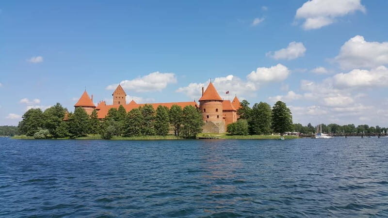 Paneriai Holocaust Site, Trakai Castle & Rumsiskes Day Tour - Who Will Love This Tour?
