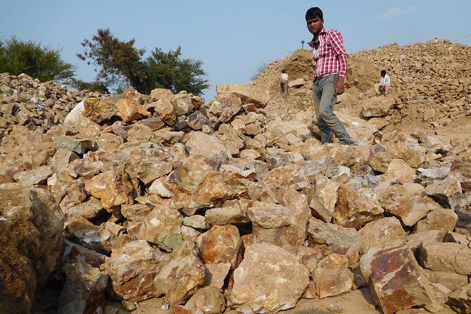 Panna Diamond Mining tour with Lunch at Braharpati Kund - Authentic Elements from Recent Feedback