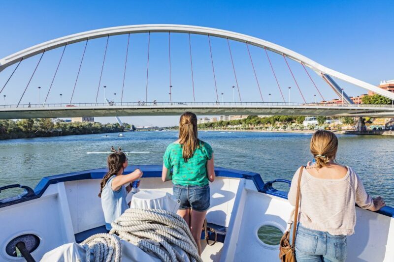 Panoramic Guadalquivir Cruise + Flamenco Show & Walking tour - Key Points