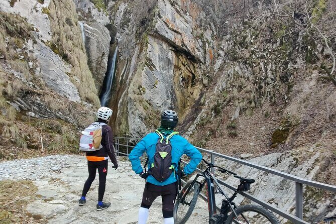 Panoramic Tour of Lake Como by E-MTB from Ghisallo - Key Points