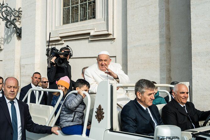 Papal Audience Experience in Rome - The Experience Guides & Insights
