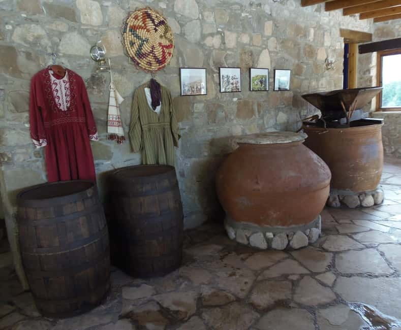 Paphos/Limassol: Donkey Farm Day Trip with Lunch & Tastings - FAQ