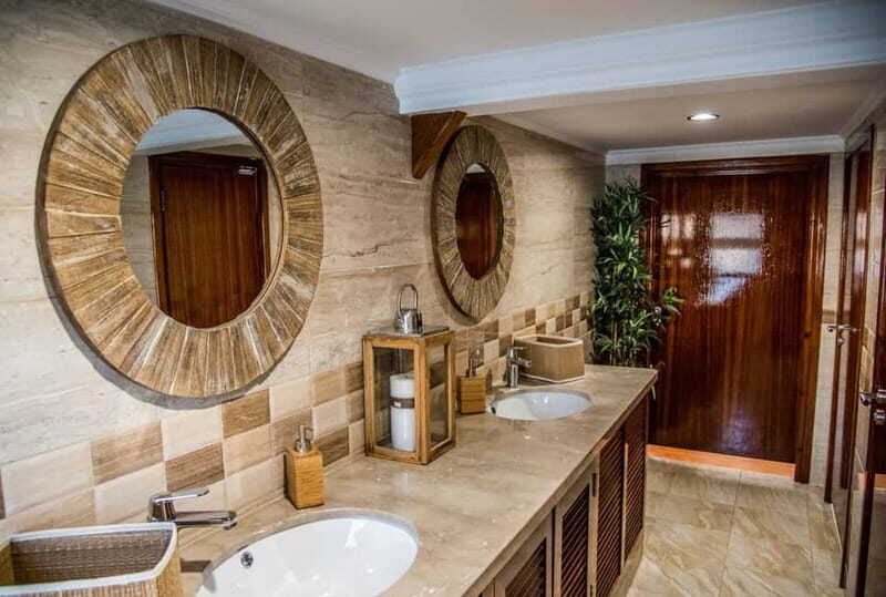 Paphos: Wave Dancer Fireworks, Buffet Dinner & Show Cruise - Price and Value Analysis