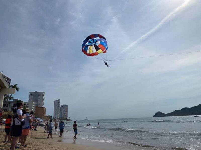 Parachute adventure in Mazatlan - Who Will Love This Experience?