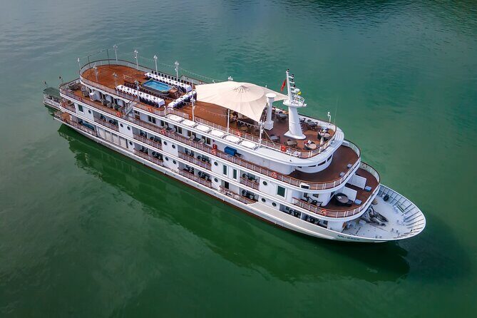 Paradise Elegance Cruise 3 days 2 nights Halong Bay Tour - The Craftsmanship of the Ship: Comfort Meets Style