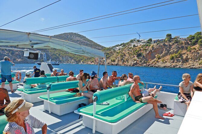 Paradise Tour 4h in Catamaran through Mallorca and Puerto Andratx with Lunch - Authentic Perspectives from Travelers