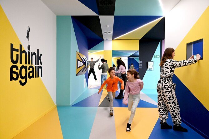 Paradox Museum Barcelona a Mind-twisting Experience - An In-Depth Look at the Paradox Museum Barcelona