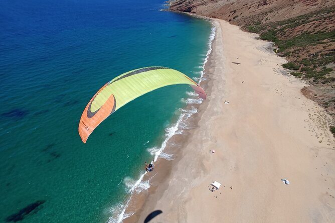 Paragliding Flight in Nazaré - FAQs