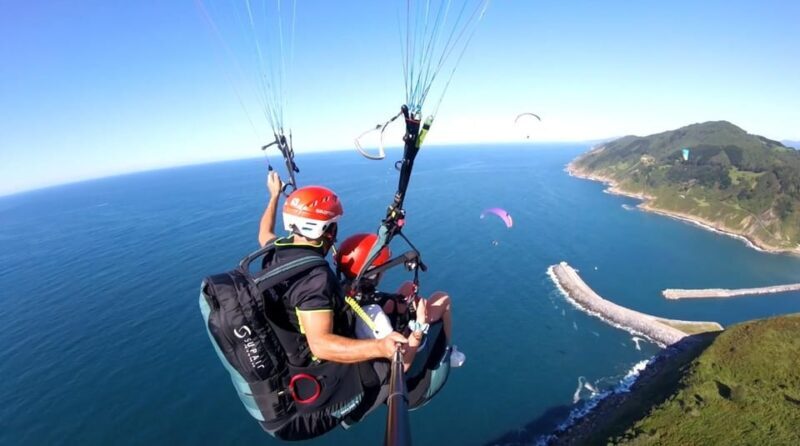 Paragliding in Basque region - Practical Details and Booking Tips