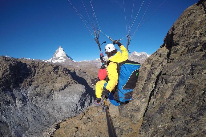 Paragliding mountain flight - An In-Depth Look at the Paragliding Experience