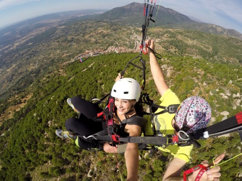 Paragliding Tandem Flight from Madrid - An In-Depth Look at the Paragliding Experience in Madrid