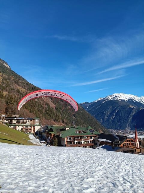 Paragliding Tandem Flight - An In-Depth Look at the Paragliding Experience