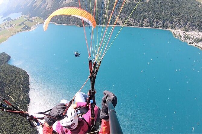 Paragliding Tandem Flights in Engadin - Paragliding Tandem Flights in Engadin