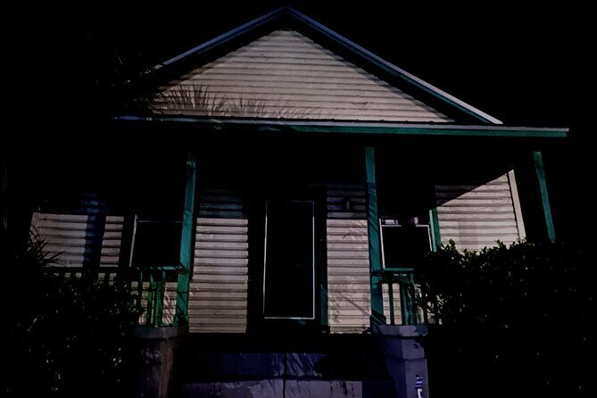 Paranormal Investigation in The Dixie House - St. Augustine, FL - Discover the Haunted Dixie House in St. Augustine, FL