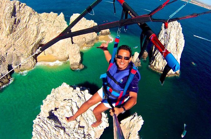 Parasailing Adventure in Los Cabos - A Closer Look at the Parasailing Experience
