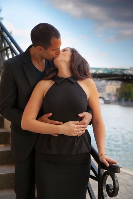 Paris: 1h40min Photoshoot in City Centre - Professional - Who Should Book This Tour?