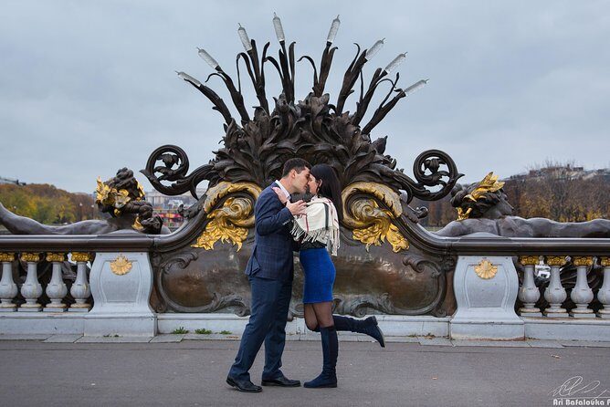 Paris 2-Hour Eiffel Tower Walking Tour with Professional Photo Shoot - FAQ