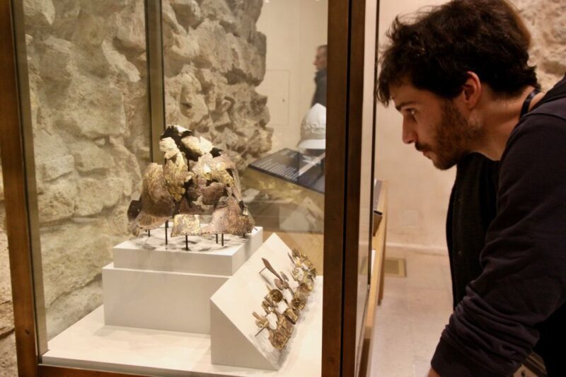 Paris: 2-Hour Guided Tour Through the Louvre - FAQs