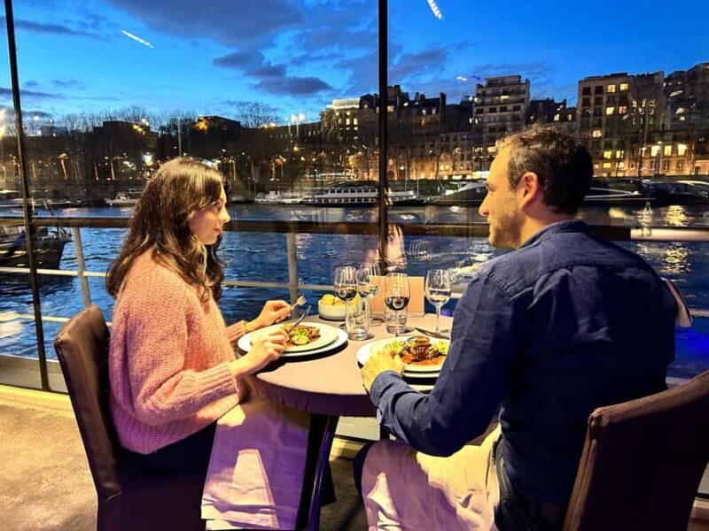 Paris: 3-Course-Dinner Cruise with Wine on the Seine River - An In-Depth Look at the Experience
