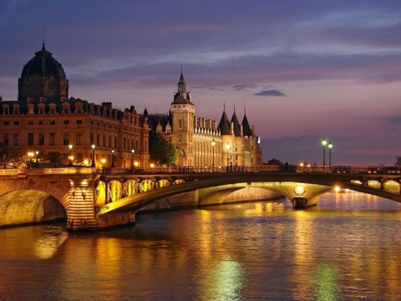Paris: 3-Course-Dinner Cruise with Wine on the Seine River - Who Will Love This Experience?