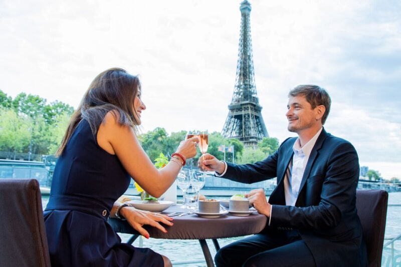 Paris: 3-Course-Dinner Cruise with Wine on the Seine River - FAQ