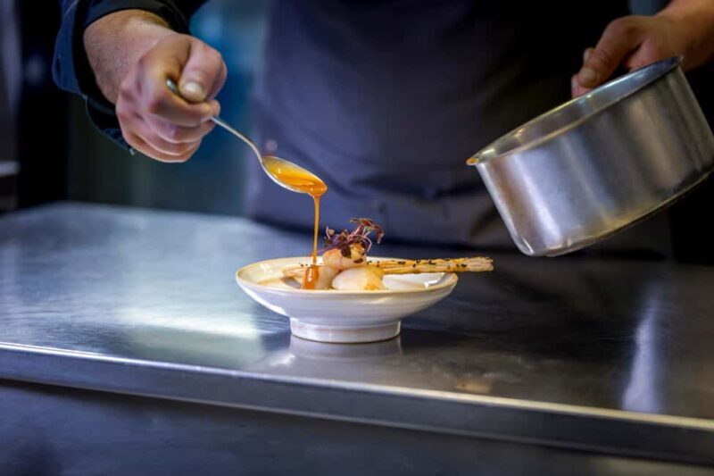 Paris: 3-Course Lunch Cruise on the River Seine - Key Points