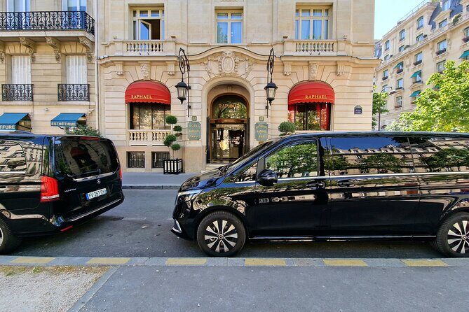 Paris Airport Transfer: Paris Airport CDG to Paris by Luxury Van - The Fine Details: Why This Service Shines