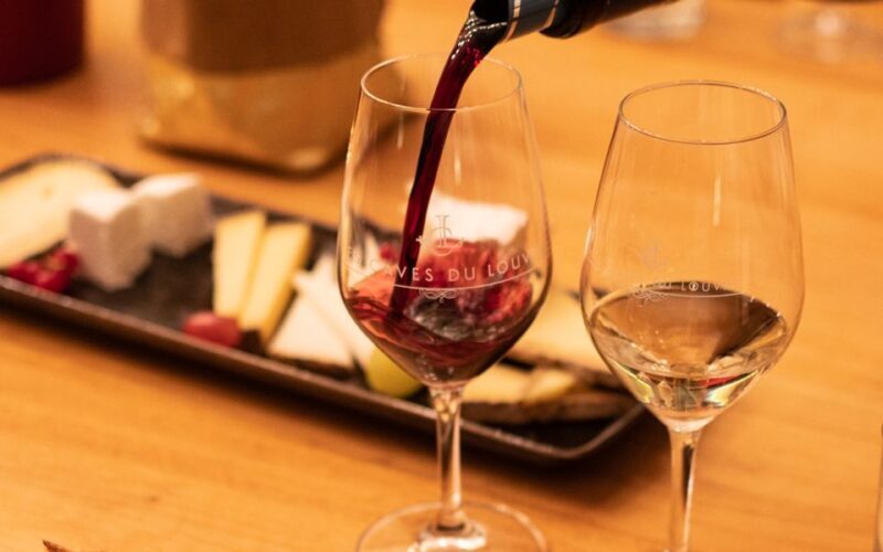Paris: Apéro Wine and Cheese Tasting Experience - Key Points