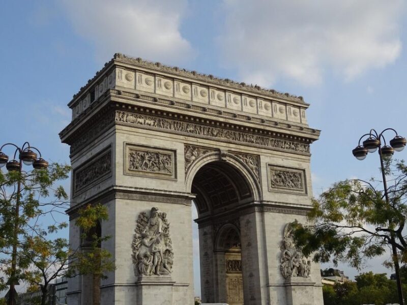 Paris: Arc de Triomphe Private guided tour + rooftop ticket - Key Points