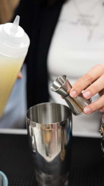 Paris : Ateliers Cocktails - Introduction: A Sparkling Taste of Parisian Mixology