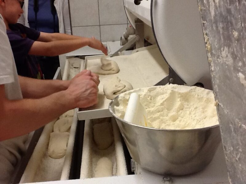 Paris: Behind the Scenes Bakery Tour with Breakfast - FAQ