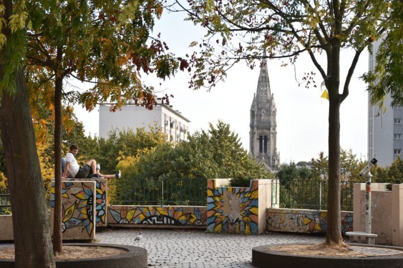 Paris: Belleville Street Art Tour with an Artist - Physical Aspects and Practical Details