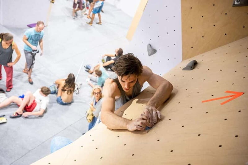 Paris - Bercy Village - Access 1 day of unlimited climbing - Introduction: Climb in Paris with a Local Vibe