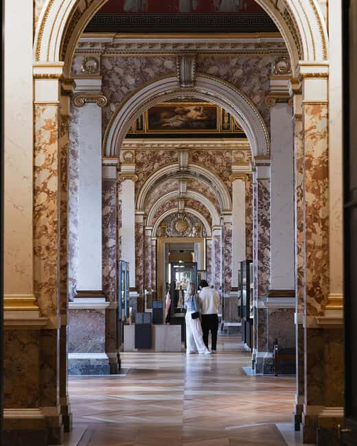 Paris: Best of Louvre Guided Tour With Pre-booked Tickets - Who Should Consider This Tour?