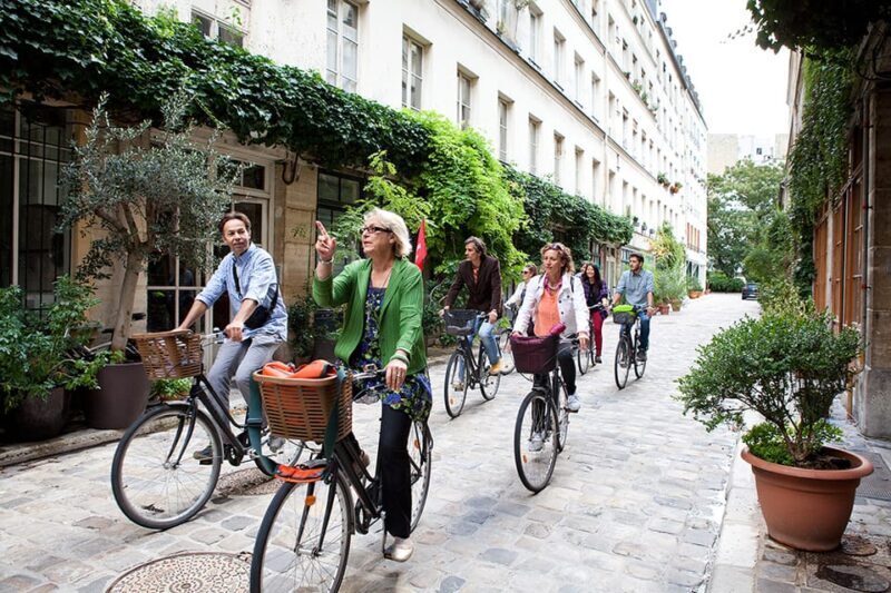 Paris: Bike Food Tour with Local Sunday Market visit - Key Points