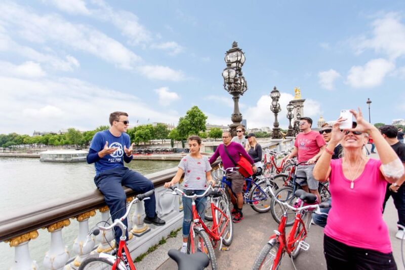 Paris Bike Tour: Eiffel Tower, Place de la Concorde & More - The Guide Experience: Knowledge, Humor, and Safety