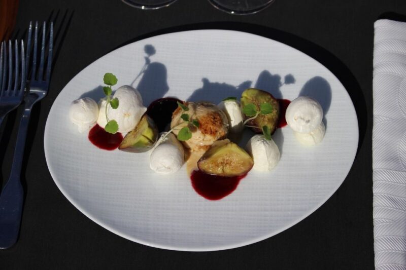 Paris: Bustronome Gourmet Lunch Tour on a Glass-Roof Bus - An In-Depth Look at the Experience