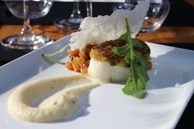 Paris Bustronome Gourmet Sightseeing Dinner on a Panoramic Bus - Who Will Love This Tour?