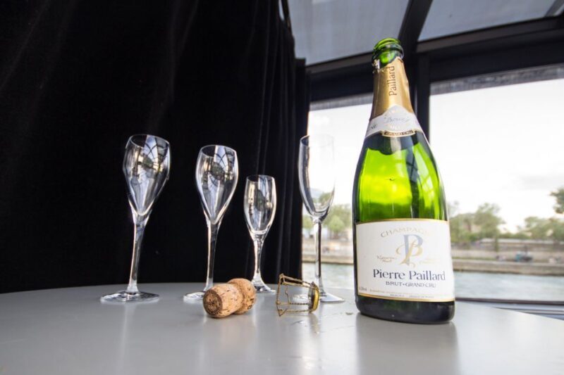 Paris: Champagne Tasting Cruise Departure from Eiffel Tower - Final Thoughts