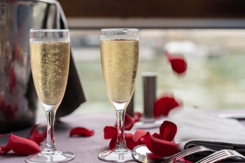 Paris: Christmas & New Year Lunch or Dinner Cruise - Final Thoughts