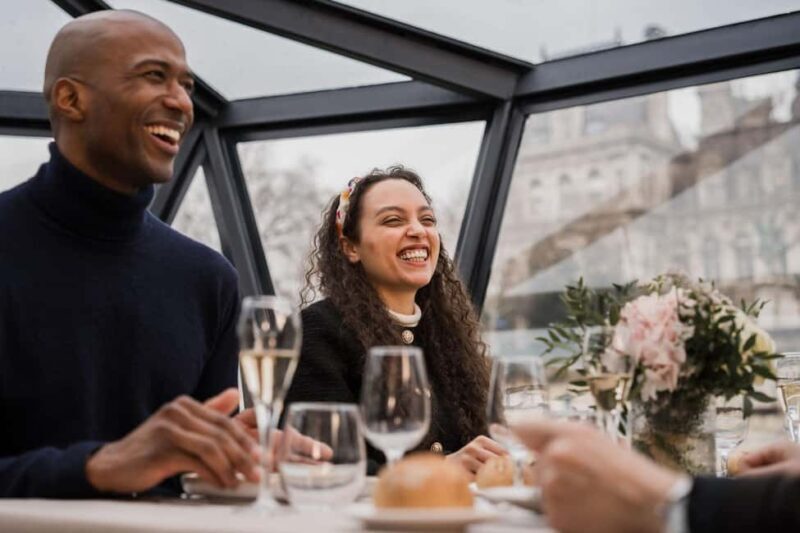 Paris : Christmas Special Lunch Cruise on the Seine River - Who Is This Tour Best For?