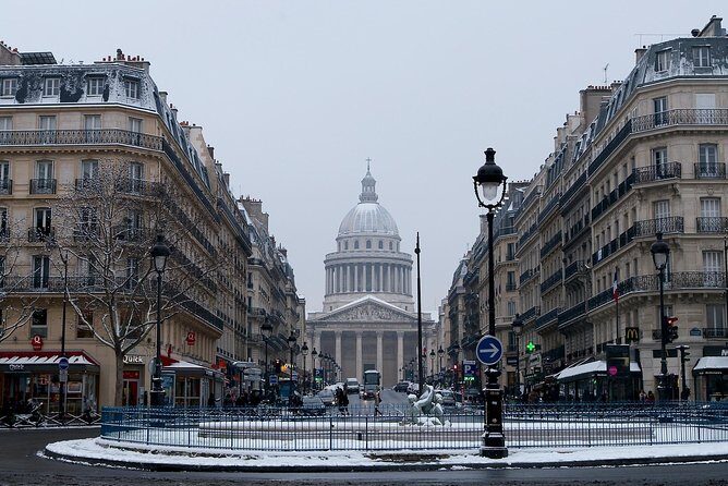 Paris Christmas Tour with a Local Guide, Custom & Private - FAQ