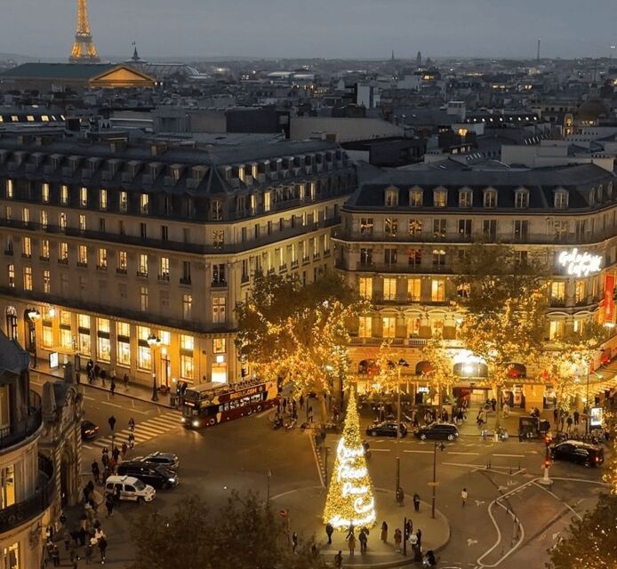 Paris: Christmas tours in 2CV - Key Points