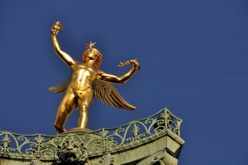 Paris City Center Self-Guided Walking Tour - A Closer Look at the Itinerary