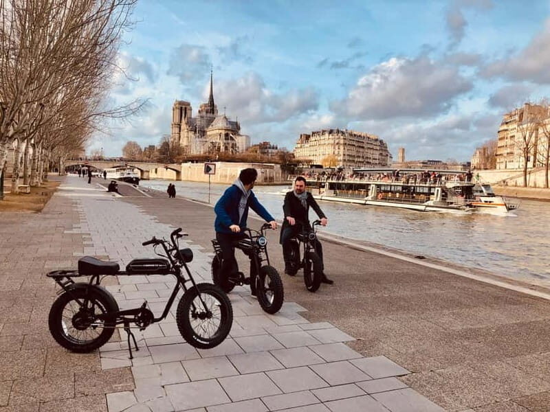 Paris: City Highlights Private Electric Bike Tour - Exploring Paris on Two Wheels: An In-Depth Review