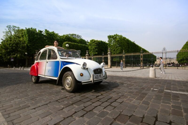 Paris: Classic Sites Tour by Vintage Citroen 2CV - An Authentic, Fun Way to See Paris
